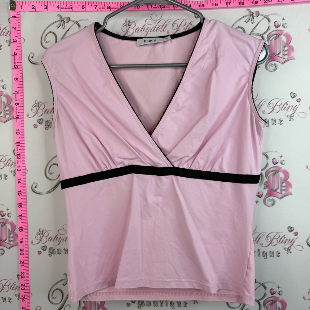 Rickis tank top y2k stretchy Pink Sleeveless V-Neck Top with Black Trim